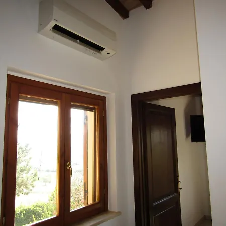 Agriturismo Colle Della Pace Bevagna Exterior photo