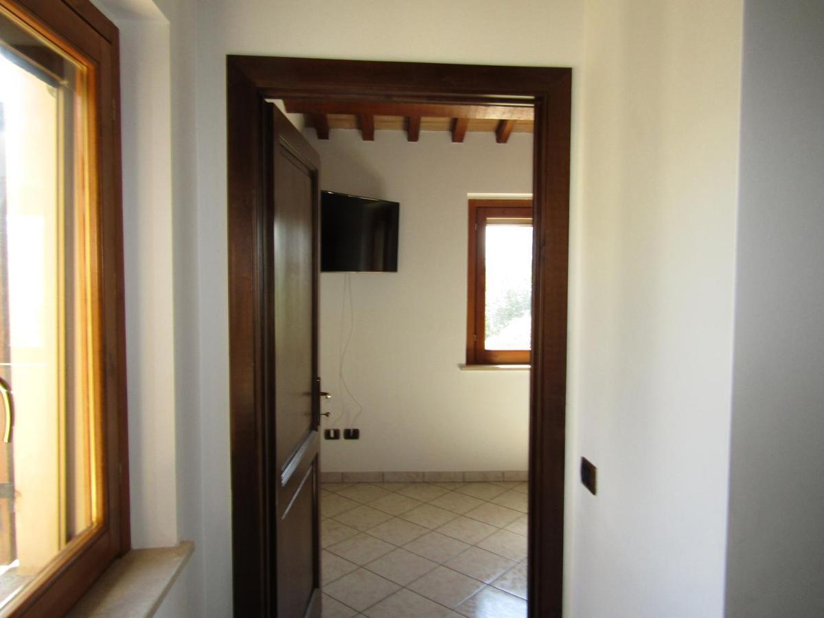 Colle Della Pace Apartment